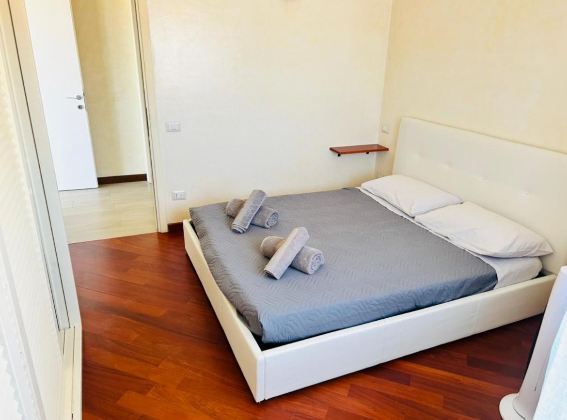 Sunny Rooftop Loft With Gorgeous Views Of * Olbia
